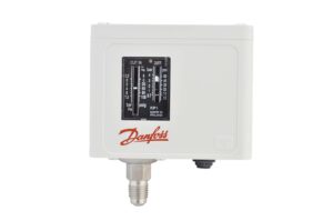 PRESSOSTATO DANFOSS AUTOMATICO (KP1) 1/4" M. SAE (0,2 - 7,5 bar) FREON